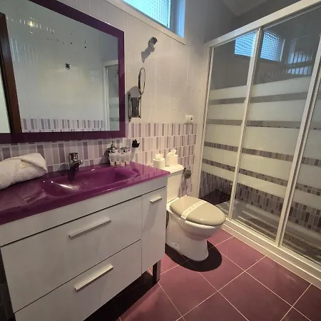 R2R - Amplio Apartamento En Tuilla - 33A02 Langreo