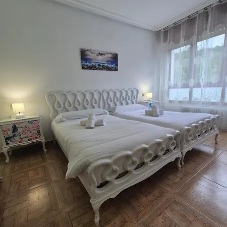 33a02 Amplio En Tuilla Apartament *