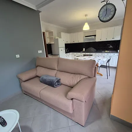 R2R - Amplio Apartamento En Tuilla - 33A02 Langreo
